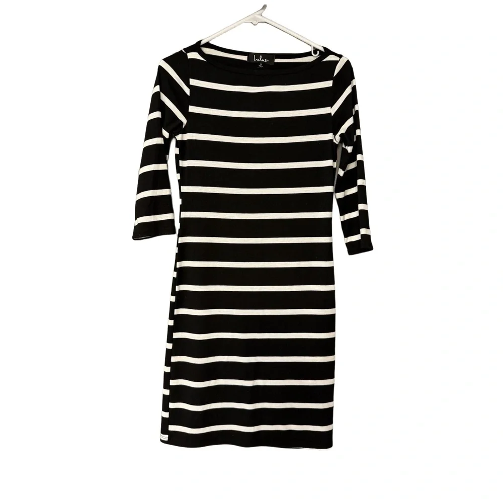 Lulus Black White Striped Boat Neck 3/4 Sleeve‎ Bodycon Sheath Dress Small USA